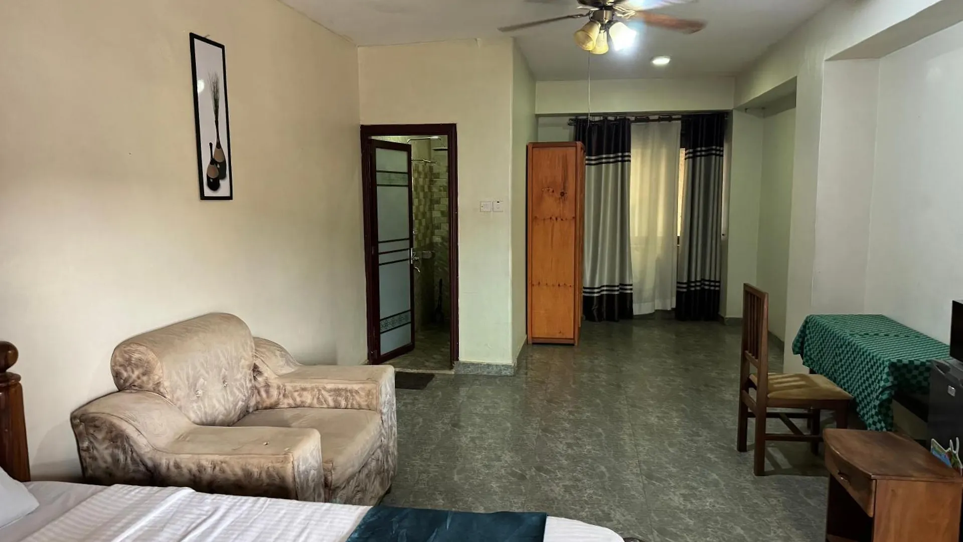 Vaperse Hotel Wandegeya Kampala 3*,  Uganda