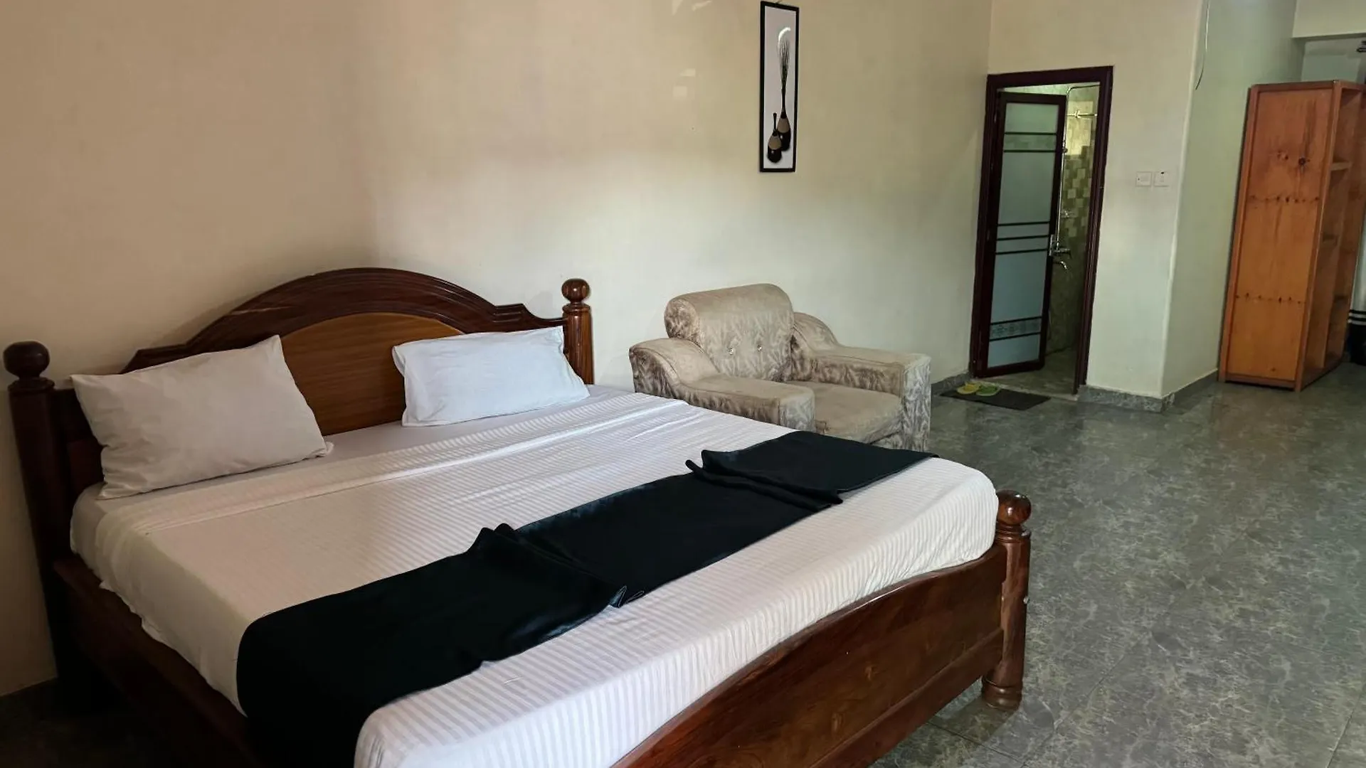 Vaperse Hotel Wandegeya Kampala