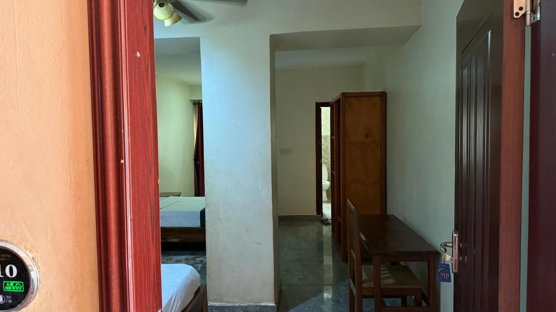 Vaperse Hotel Wandegeya Kampala
